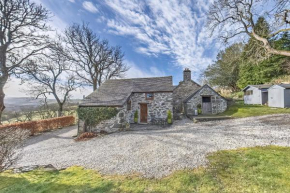 Beautiful 16th Century Ty Cerrig Cottage, set in stunning grounds with great views